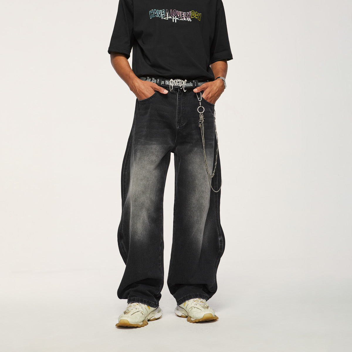 Outfit inspiration featuring Washed Baggy Wide Leg Jeans in Black