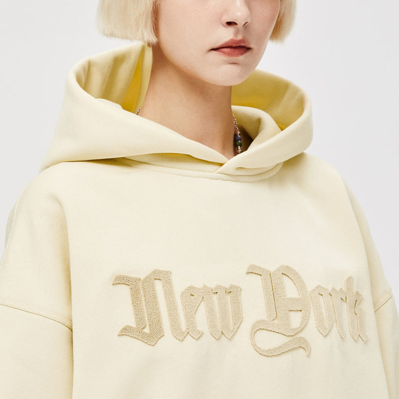 Gothic New York Hoodie - Unisex Relaxed Fit Fleece Pullover